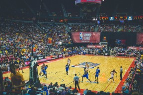 皮特·斯图斯的领导力：南非羚羊队的核心力量