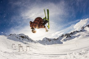 混合泳赛事摩纳哥均衡发挥