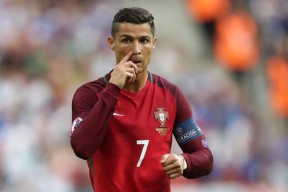 男子背泳100米匈牙利创个人最好成绩，匈牙利男子游泳