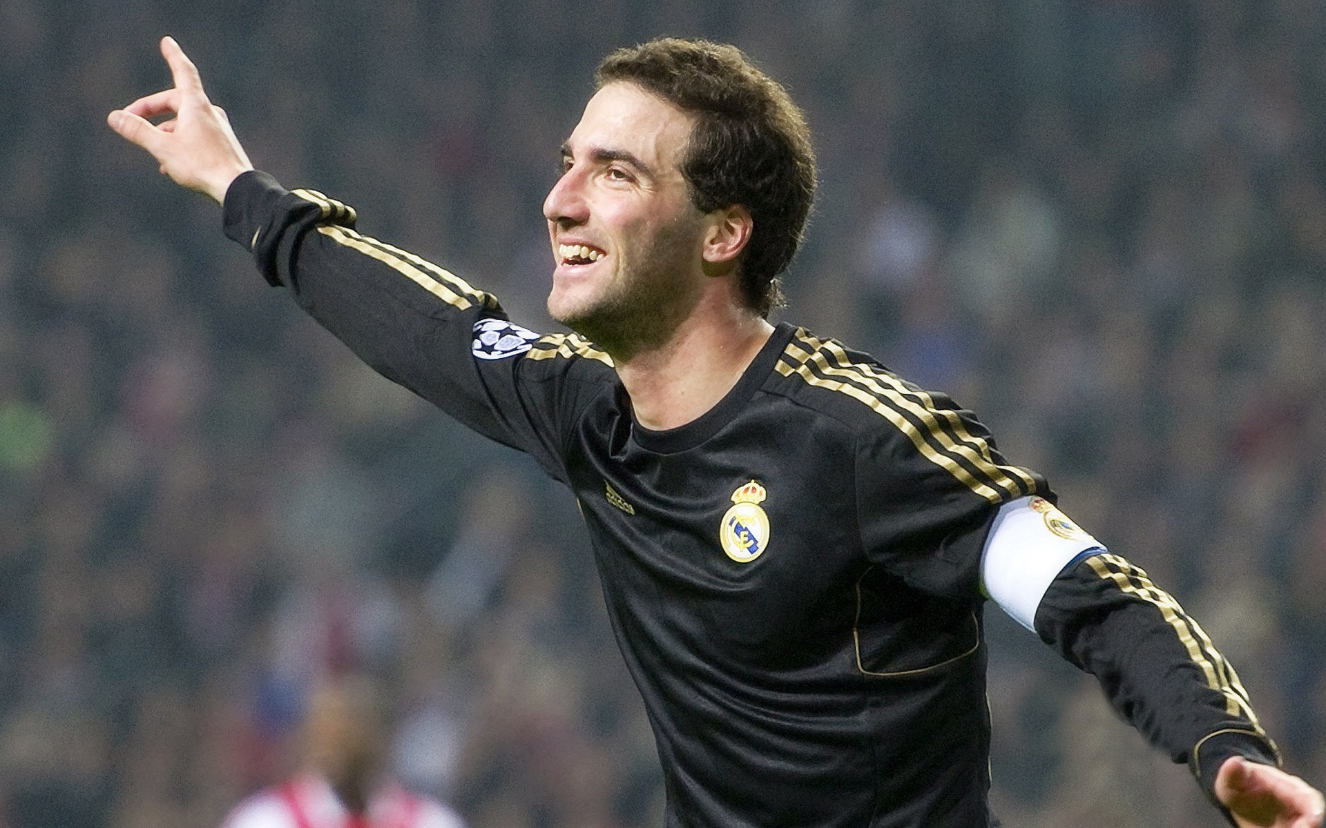 隆戈：全黑队历史上最具影响力的球员之一，传世传奇，隆戈斯干红葡萄酒价格