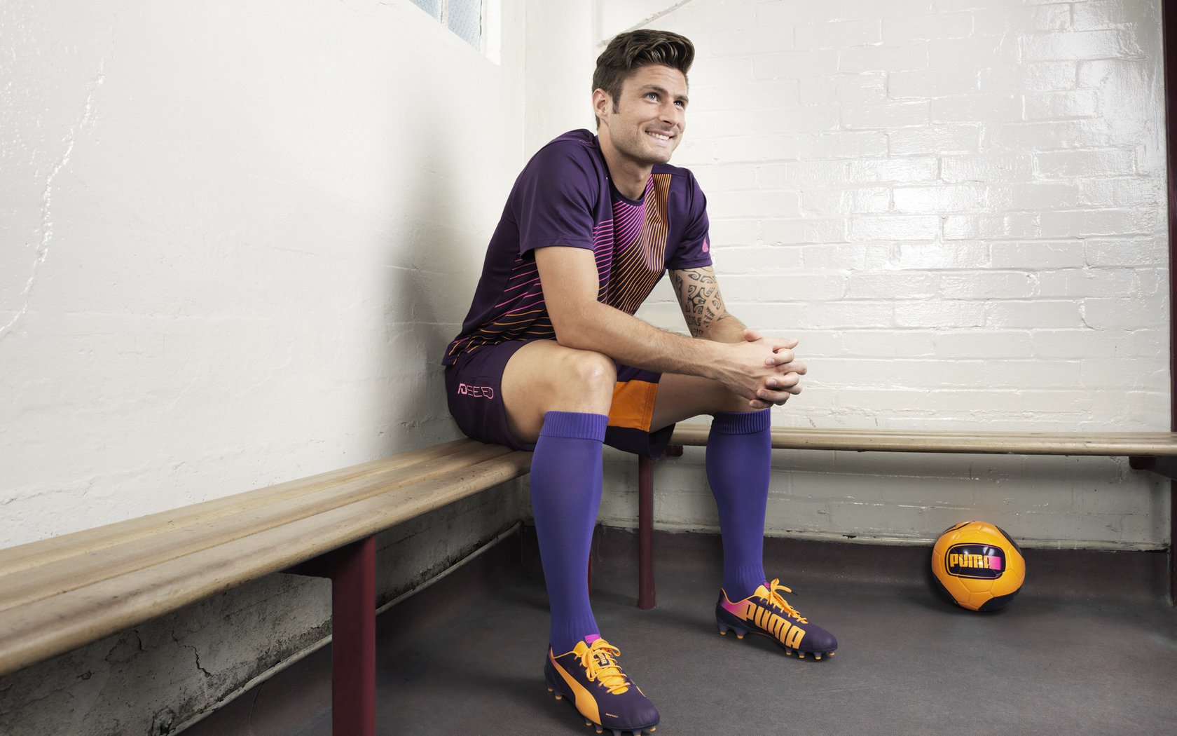 湖人队士气飙升，冲击季后赛，湖人队士气飙升,冲击季后赛的是谁